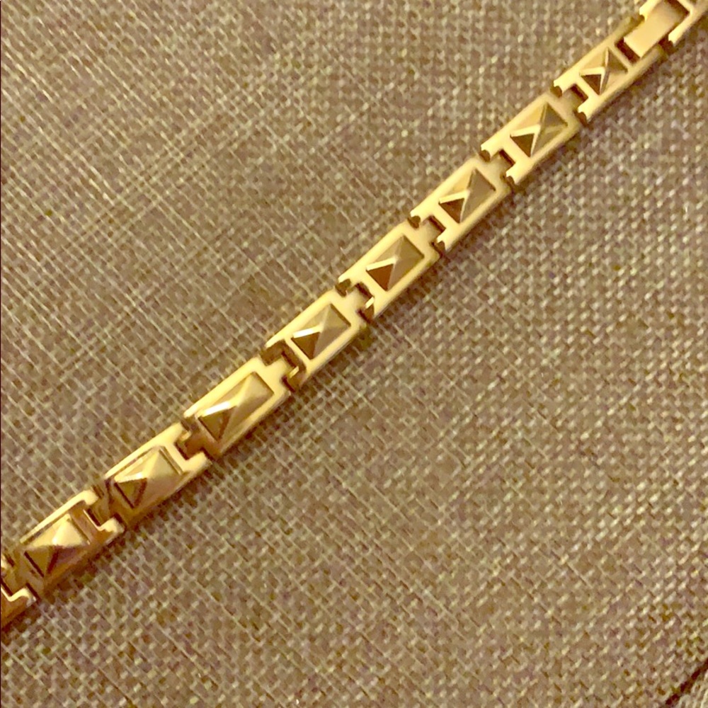 Gold color  bracelet 🔥